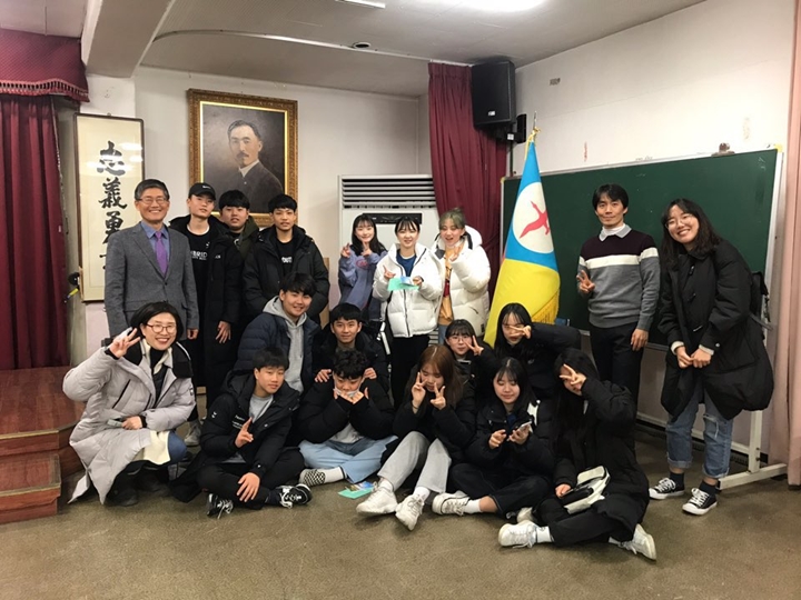 ��������