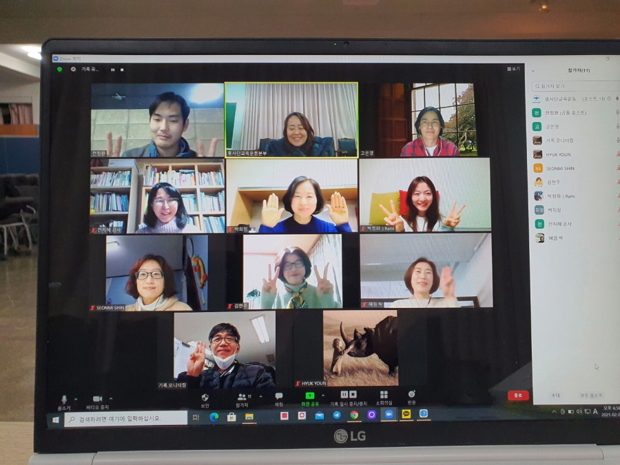 ��������